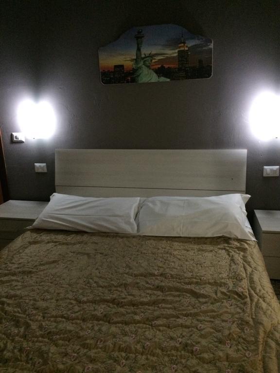 B&B Residenza Paradiso Милано Стая снимка